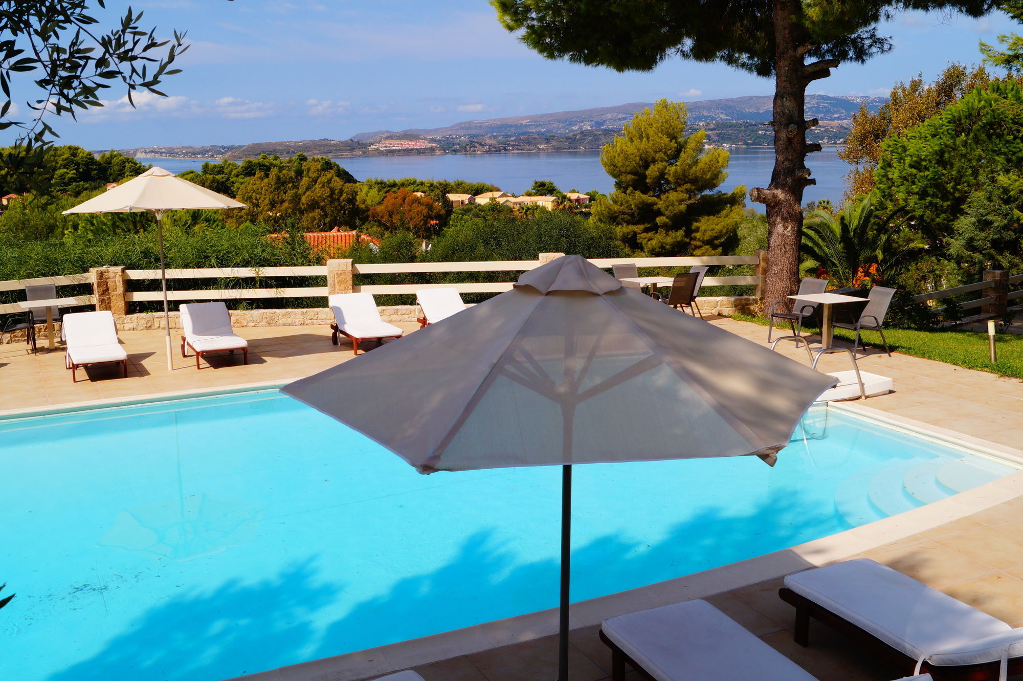 Belvista Luxury Apartments Argostolion Dış mekan fotoğraf